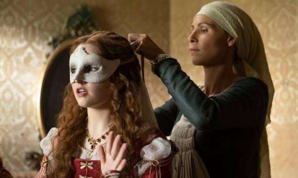 Review Film Rosaline, Patah Hati yang Menyenangkan