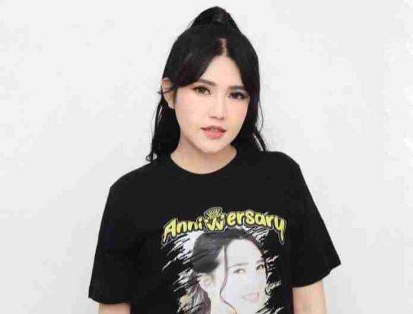 Janin Tak Berkembang dan Jantung Tak Berdetak, Via Vallen Masih Pertahankan Kandungannya