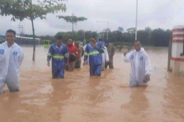 Banjir di Trenggalek, RSUD dr Soedomo Tutup Banjir di Trenggalek, RSUD dr Soedomo Tutup