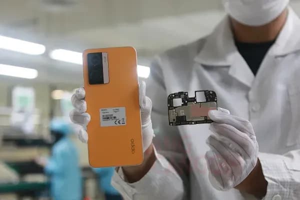 Mengintip Proses Produksi OPPO A77s yang Mengusung Standar OPPO Enduring Quality