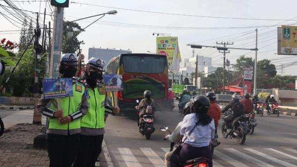 2 Pekan Operasi Zebra Candi 2022 Berlangsung, Polres Semarang Jaring Ribuan Pelanggar Lalin 2 Pekan Operasi Zebra Candi 2022 Berlangsung, Polres Semarang Jaring Ribuan Pelanggar Lalin