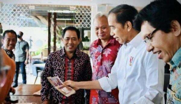 Jawaban dari Gugatan Ijazah Palsu: Presiden Jokowi Diminta Tunjukkan Ijazah Asli