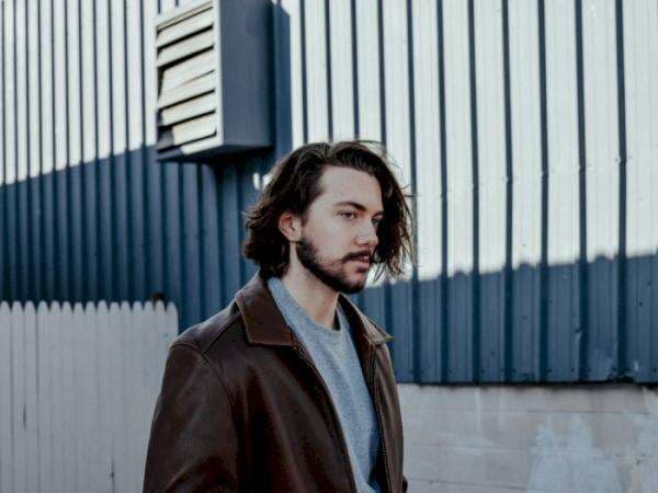 Sifat Zodiak yang Lahir di Bulan Mei: Taurus dan Gemini