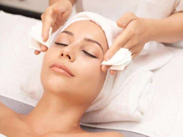 10 Alasan Kamu Harus Facial Rutin Tiap Bulan, Cek Nih! (Part 1)