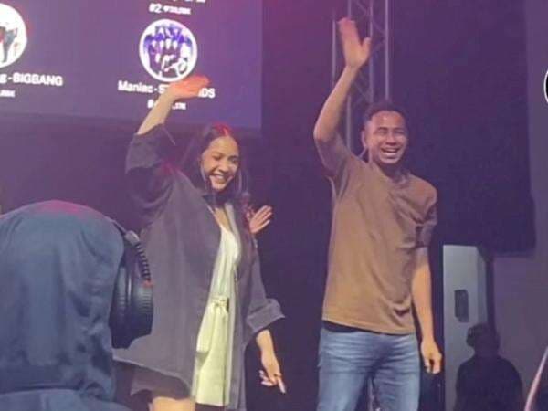 Gigi dan Raffi Ahmad Beri Kejutan di Noraebang, Di Panggung Ikutan Nyanyi ‘Polaroid Love’