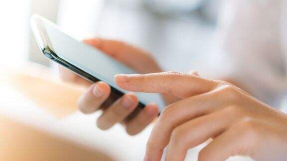 Bikin Bulu Kuduk Berdiri, 5 Contoh Pesan Nakal untuk Suami, PakSu Auto Buru-buru Pulang!