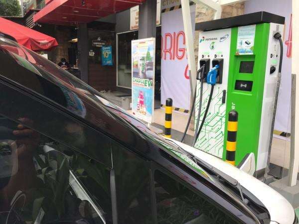 Era Mobil Listrik, Sudah Banyak Stasiun Pengisian Kendaraan Listrik Umum