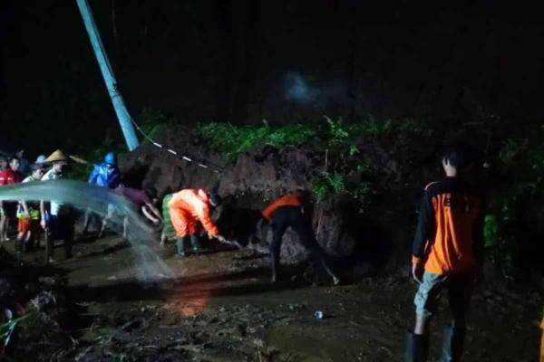 Bencana Alam di Jember, Jembatan Putus Hingga Tanah Longsor