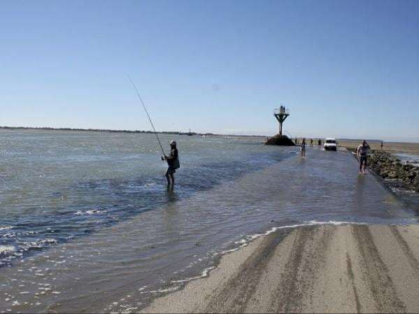 Cuma Bisa Dilewati 2 Kali Sehari, Jalan di Prancis Ini Jadi Daya Tarik Wisatawan