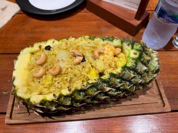 Yummy! Nasi Goreng Nanas ala Thailand Hadir di Makassar, Rasanya Asam Segar: Berani Coba?