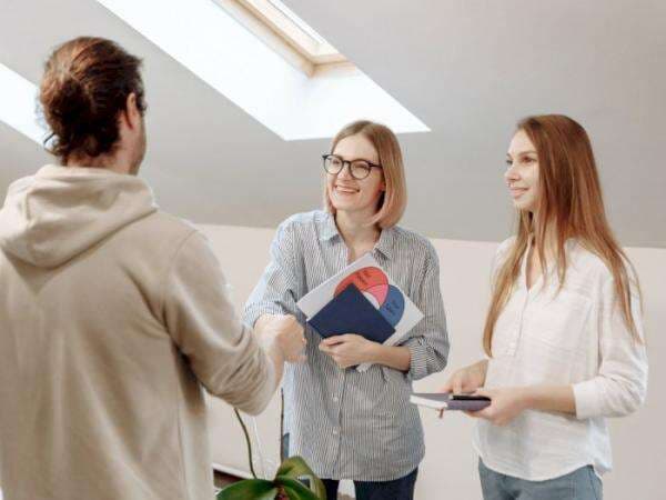 35 Ucapan Perpisahan untuk Atasan dan Rekan Kerja yang Resign