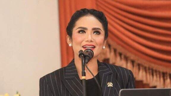 Krisdayanti Pamerkan Tabiat Raul Lemos yang Pengertian Soal Bercinta, Ternyata Suka Nanya Hal Ini: Sudah Cukup atau Mau Lagi?