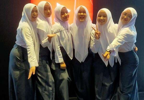 Personel Putih Abu Abu Sempat Tinggalkan UAS Demi Pekerjaan