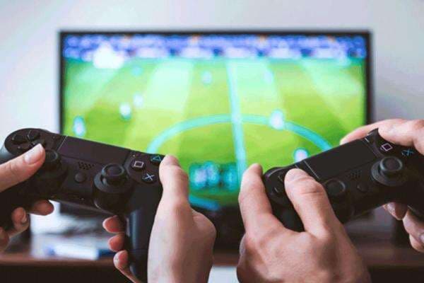 Cara Melatih Tangan agar Fast Hand dalam Bermain Game Kompetitif