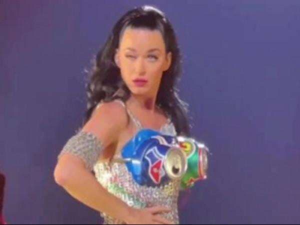 Diduga Terkena Sindrom Ramsay Hunt, Katy Perry Beri Penjelasan Soal Mata Kanannya