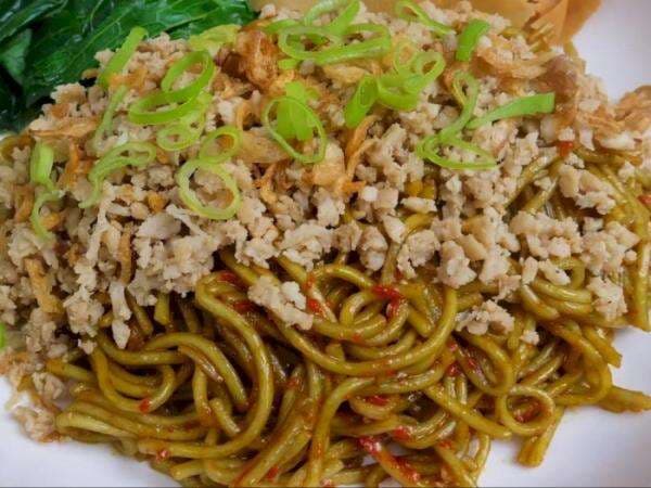 Resep Mie Gacoan ala Rumahan yang Pedasnya Enak, Simple!