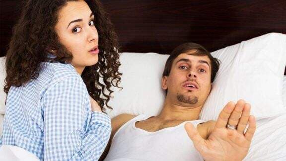 Ups! Lagi Berhubungan Seks dengan Paksu, Eh Kepergok Anak? Segera Lakukan 3 Hal Ini Moms! Ups! Lagi Berhubungan Seks dengan Paksu, Eh Kepergok Anak? Segera Lakukan 3 Hal Ini Moms!