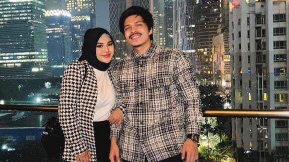 Blak-blakan! Ungkap Kebiasaan Atta Halilintar di Ranjang, Aurel Hermansyah Spill Ukuran `Anu` Sang Suami: Gede Banget!