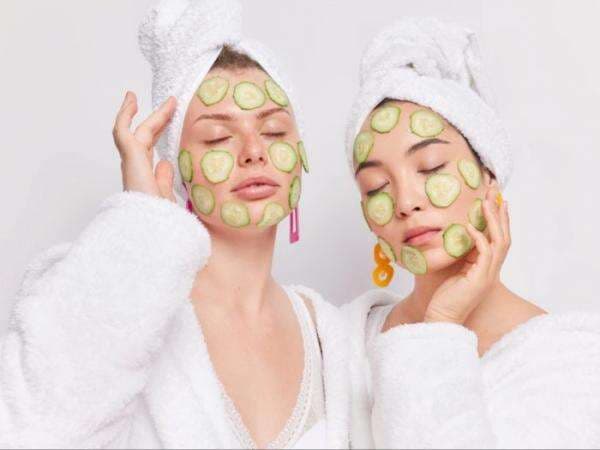 Gak Cuma Jadi Lalapan, Ini 5 Manfaat Masker Timun yang #KAMUHARUSTAU!