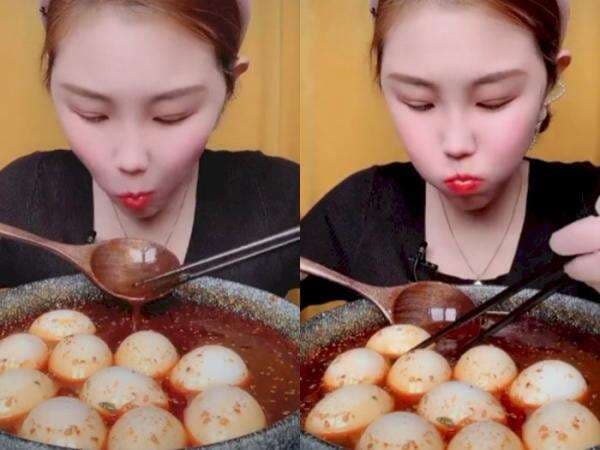 Buset! TikTokers Ini Mukbang 3 Lusin Telur, Ditelan Bulat-Bulat Sekali 'Hap'