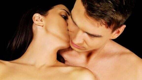 Ini Titik Sensitif Tersembunyi yang Ada di Tubuh Pria, Coba Sentuh untuk Bangkitkan Gairahnya, Bikin Kelojotan!