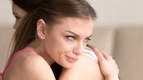 Punya Hati Busuk, 4 Zodiak Ini Sering Iri dan Dengki pada Temannya yang Sukses, Pantesan Punya Banyak Musuh!