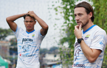 Liga 1 2022-2023 Mandek, Bek Senior Persib Kerja Keras Jaga Momentum