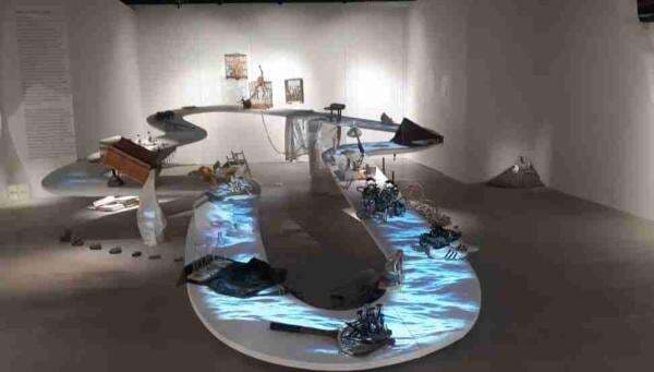 Kolaborasi Rupa Warnai Gedung Sarinah Jakarta