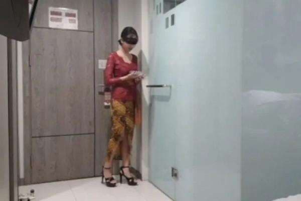 Pemeran Video Viral Kebaya Merah Ditangkap Polda Jatim