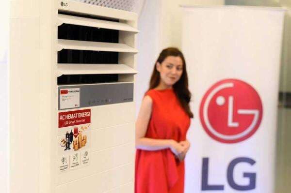 Pilihan AC Floor Standing untuk Kebutuhan Hunian dan Komersial