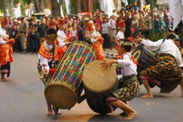 Gendang Beleq Alat Musik Kerajaan Lombok