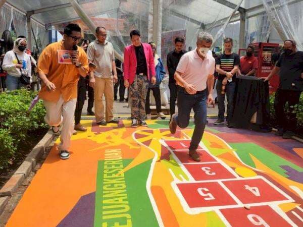 Kreativitas Tanpa Batas Hasilkan Mural Epik di Jakarta, Ada Engklek dan Ular Tangga