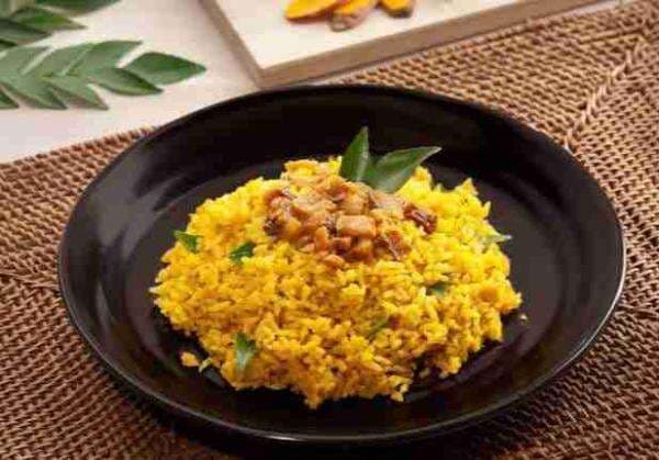Resep Nasi Goreng Kuning Teri ala Chef Rudy Choirudin, Maknyus!