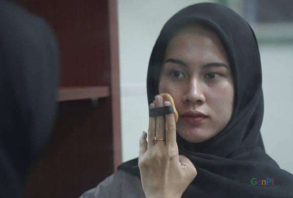 Arti Kedutan di Mata Kanan Bawah Menurut Primbon Jawa, Waspada Kabar Buruk