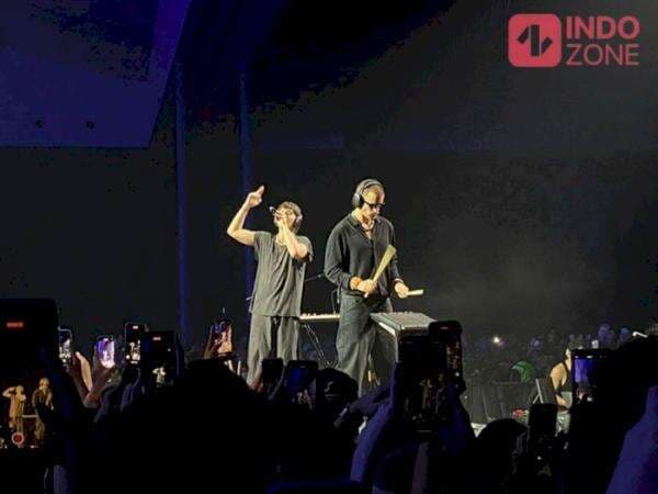 Konser LANY, Paul Klein Beri Kejutan Ini ke Penonton dan Sempat Diperingatkan Polisi