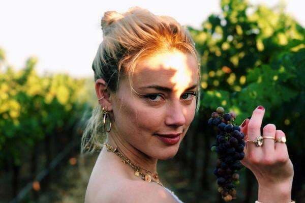 Fakta Amber Heard, Mantan Istri Johnny Depp yang Disebut Lakukan KDRT
