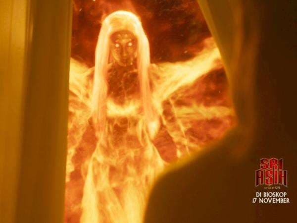 Fans Kesal Pemeran Dewi Api di 'Sri Asih' Dispill Sebelum Dirilis: Jadi Gak Surprise Fans Kesal Pemeran Dewi Api di 'Sri Asih' Dispill Sebelum Dirilis: Jadi Gak Surprise