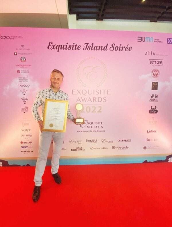 MAUA Nusa Penida Bali Raih Penghargaan "The Reader’s Choice - Favourite Hotel Award 2022"