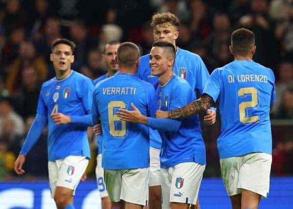 Timnas Albania vs Timnas Italia di Uji Coba: Brace Vincenzo Grifo Bantu Gli Azzurri Menang 3-1