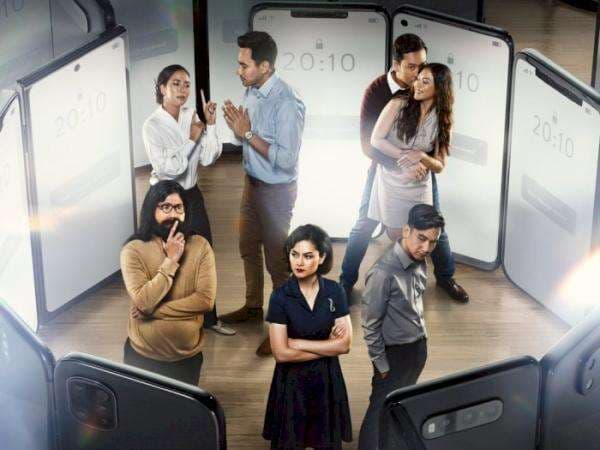 Review ‘Perfect Strangers’: Relate sama Zaman Now, Hancurnya Persahabatan karena Permainan