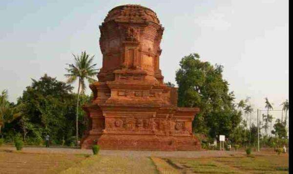 Candi Jabung: Peninggalan Kerajaan Majapahit di Probolinggo