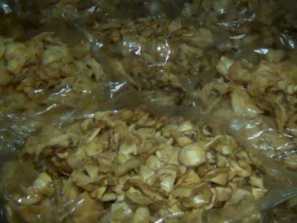 Baru Tahu! Ternyata Keripik Setan di Indonesia Berasal dari 'Kampung Keripik' Ini