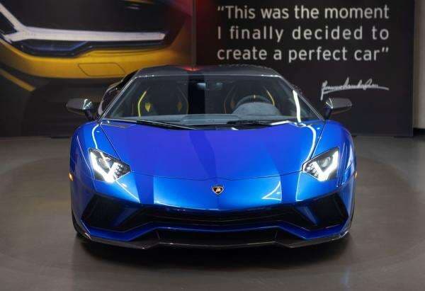 Lamborghini Aventador Ultimae Coupe Terakhir Sudah Laku Dilelang
