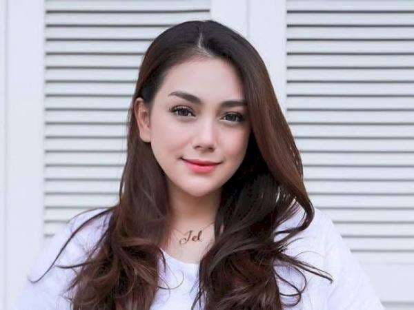 Stevan Pasaribu Bakal Nikahi Celine Evangelista? Ini Faktanya Stevan Pasaribu Bakal Nikahi Celine Evangelista? Ini Faktanya