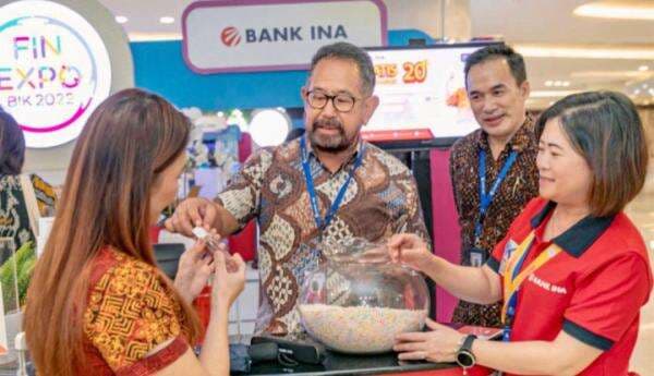 Ditunjuk Jadi Penyalur KUR, Bank Ina Kucurkan Kredit Mikro Lending ke 700 Petani di Sukabumi