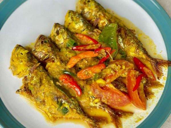 Resep Ikan Bumbu Kuning Sederhana tanpa Santan, Enak Banget!