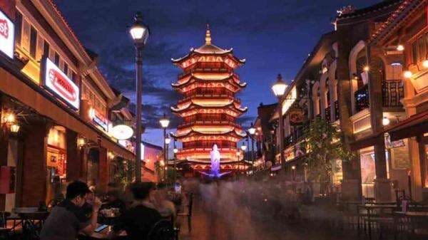 Lima Aktivitas Seru di Pantjoran PIK, Kulineran hingga Belanja Aksesori Lucu