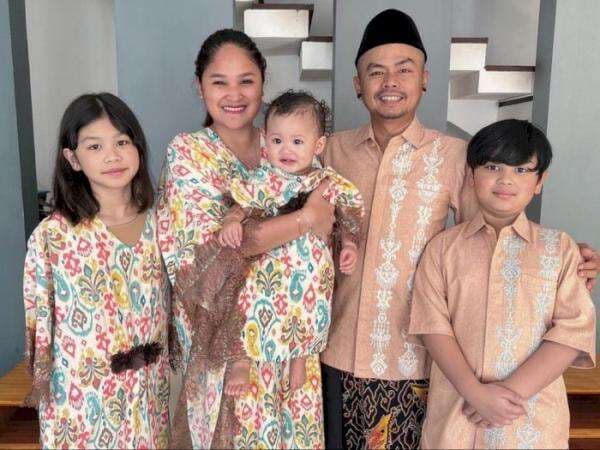 Wendi Cagur Kena 'Karma' Diusir Anak dari Rumah karena Mesra-mesraan sama Kiky Saputri