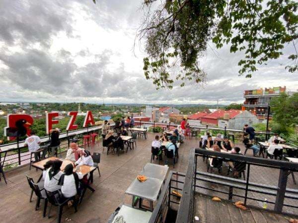 Reza Cafe &amp; Palekko, Tempat Liburan Bersama Keluarga di Atas Perbukitan Parepare