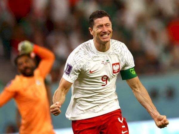Cetak Gol Perdana di Piala Dunia, Lewandowski Terharu: Makin Tua Makin Emosional Bawaannya